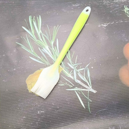 Кисточка кулинарная силиконовая Радужный Дом РД86322