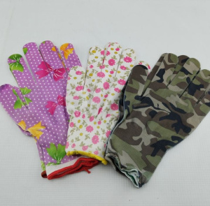 Перчатки нейлоновые без ПВХ Дачник, цветные