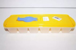 Форма для льда пластиковая прямоугольная Кубики с крышкой и клапаном Idea М1251