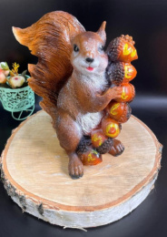 Копилка гипсовая Белка с орехами 25х25см ГусьДекорЛюкс 4К06