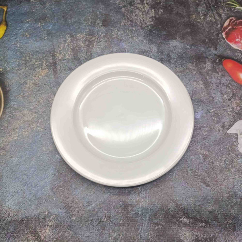 Тарелка фарфоровая мелкая 250мм белый Радужный Дом РД85431