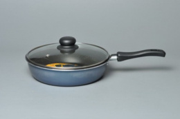 Сковорода алюминиевая с антиприг. покрытием Сатин d-24см со стеклян. крышкой Калитва 67243