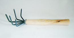 Рыхлитель 5 зубьев средняя деревянная ручка Р-5-1(с)