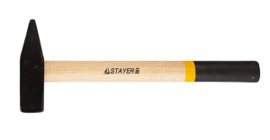Молоток  0,8кг деревянная ручка Stayer 2002-08