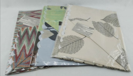 Скатерть ПВХ на тканевой основе с ажурным краем квадратная 140х140см, в ассортименте Oxford