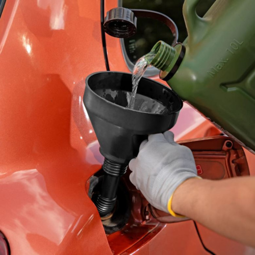 Воронка d-160мм с гибким наконечником, пластиковая Sparta 537205