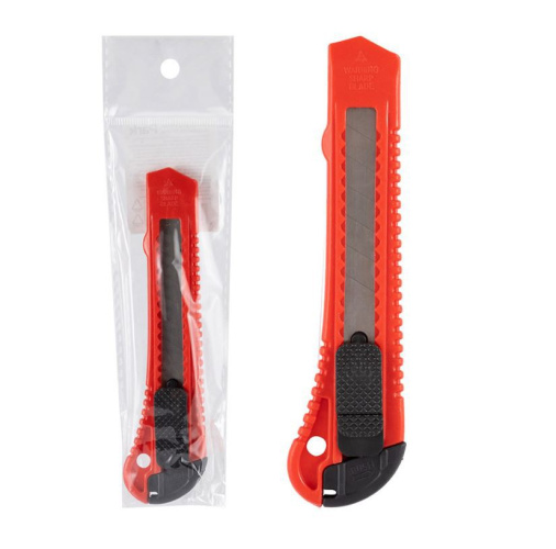 Нож пластиковый с выдвижным сегментированным лезвием 18мм, 18CUT25 Park 355025