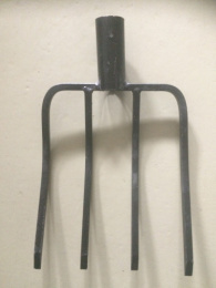 Вилы копальные 4-х рогие без черенка, Россия