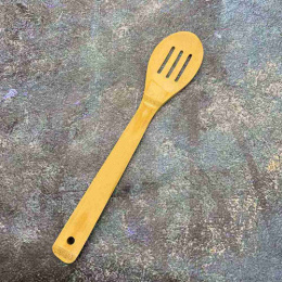 Лопатка деревянная с прорезями 34см Радужный Дом РД76712