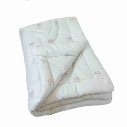 Одеяло 140х205см Овечья шерсть (п/э 70) в чемодане ДомВелл 