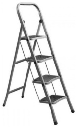 Стремянка металлическая  4 ступени (0,91м) широкие, с пластиковыми накладками Class plus Perilla 123304